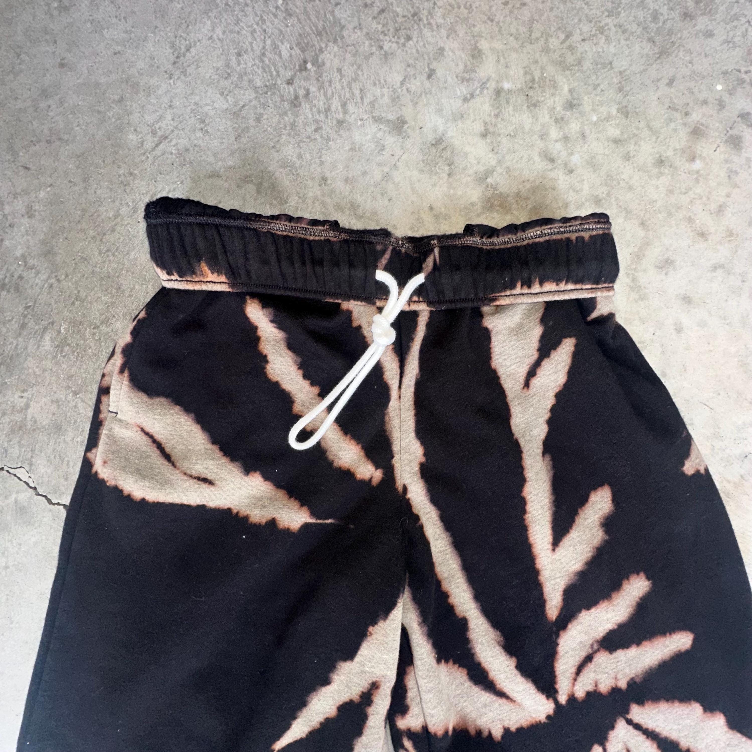 Fleece Lined Straight Leg Sweatpants